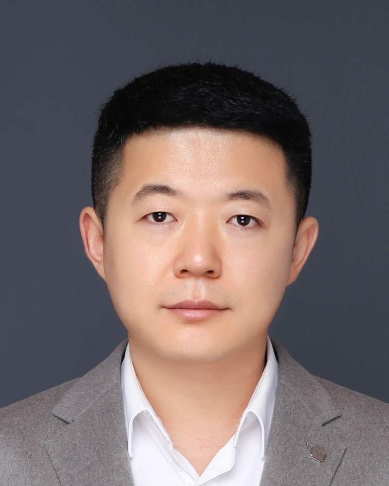 赵双江 - 全域营销战略与企业AI实战应用导师